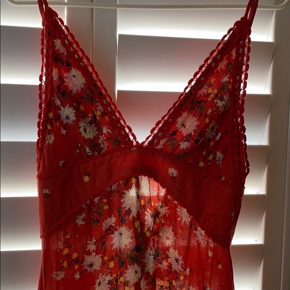 Dress - Picture 3 of 3